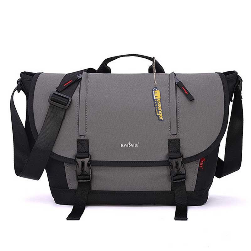 Classic Messenger Bag